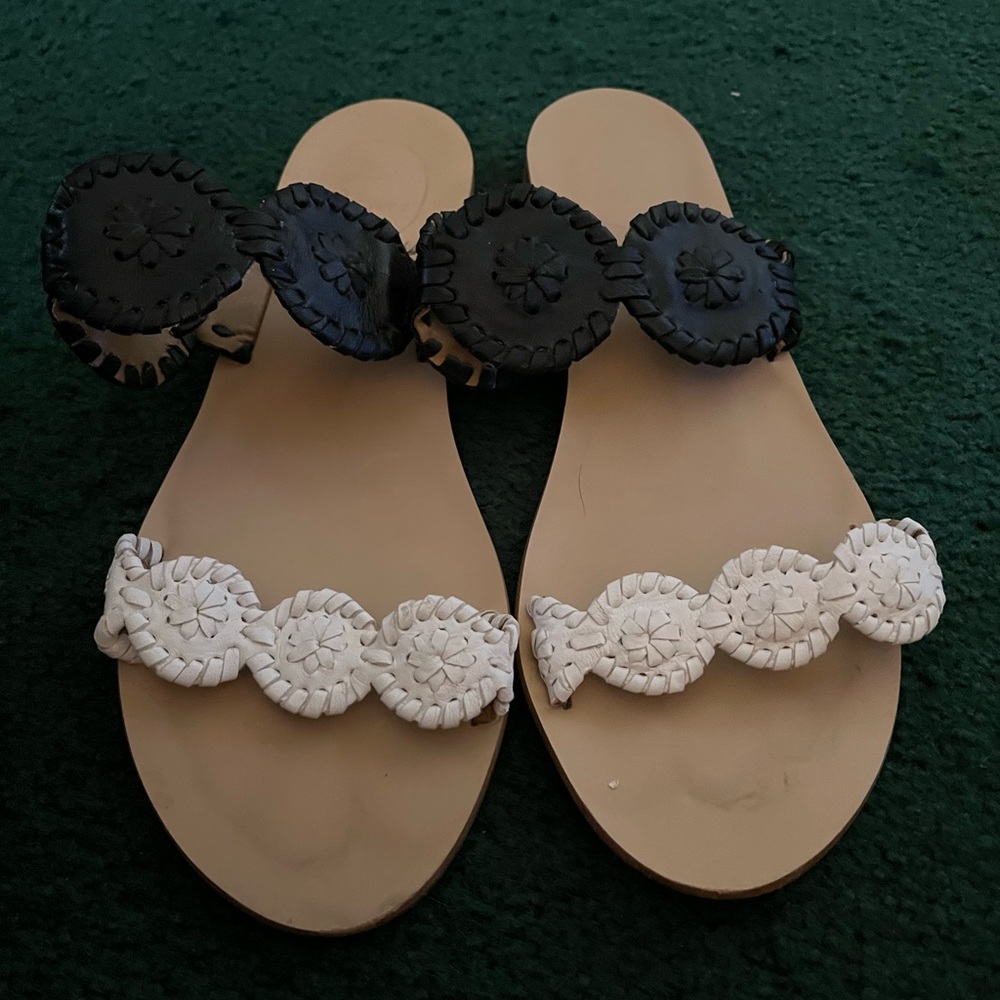 white and black slide style size 8 jack roger used